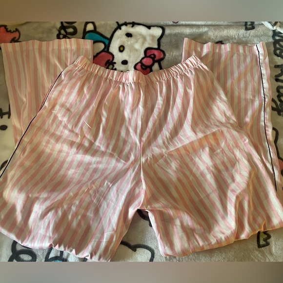 Victorias Secret Large Pj set - Picture 5 of 7